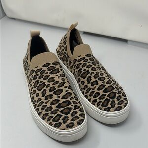 Reebok loafers size 9